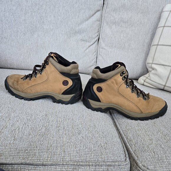 Women's Timberland hiking books size 8 1/2 M - Picture 4 of 4